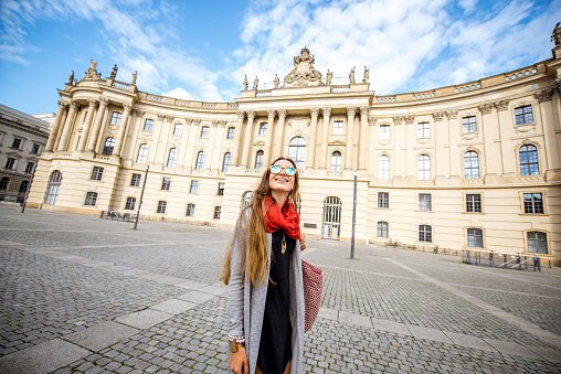 istockphoto-812110396-170667a.jpg